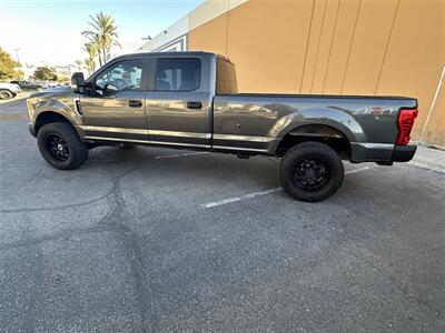 2017 Ford F-250 XL   - Photo 13 - Hesperia, CA 92345