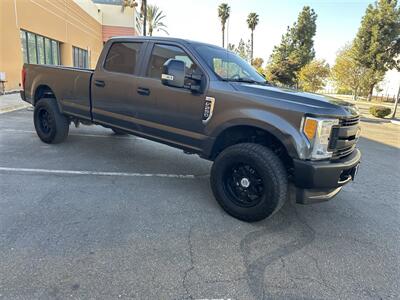 2017 Ford F-250 XL   - Photo 4 - Hesperia, CA 92345