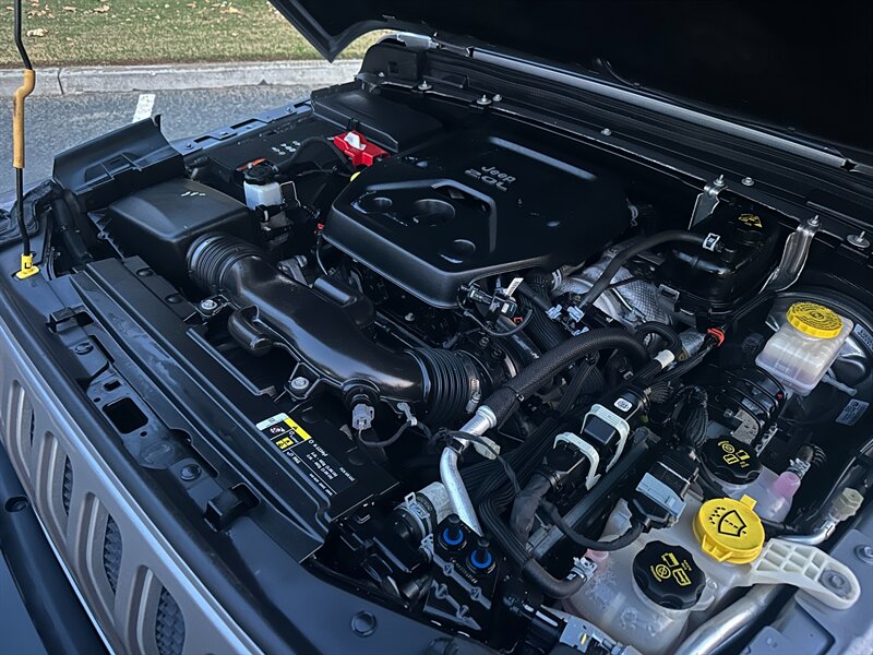 2020 Jeep Wrangler Unlimited Sahara - Photo 17 - Hesperia, CA 92345