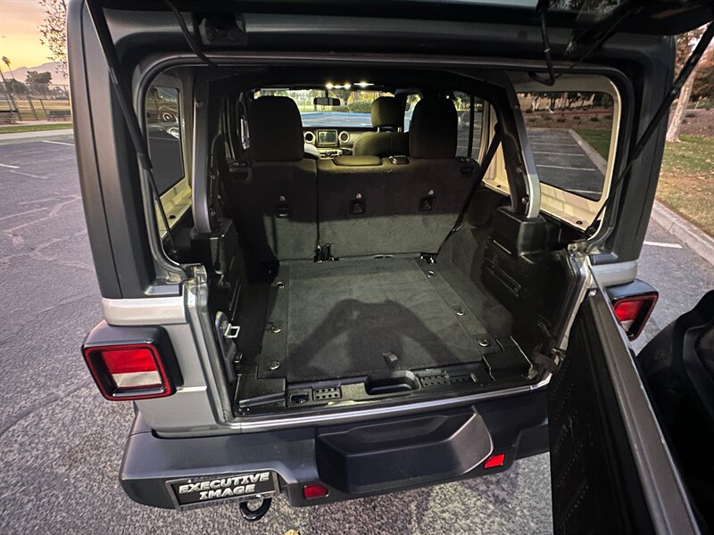 2020 Jeep Wrangler Unlimited Sahara - Photo 12 - Hesperia, CA 92345