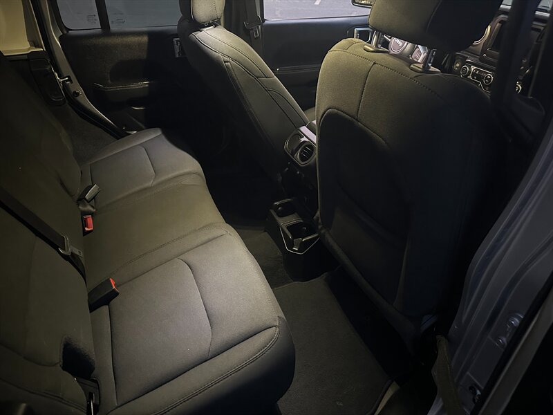 2020 Jeep Wrangler Unlimited Sahara - Photo 15 - Hesperia, CA 92345