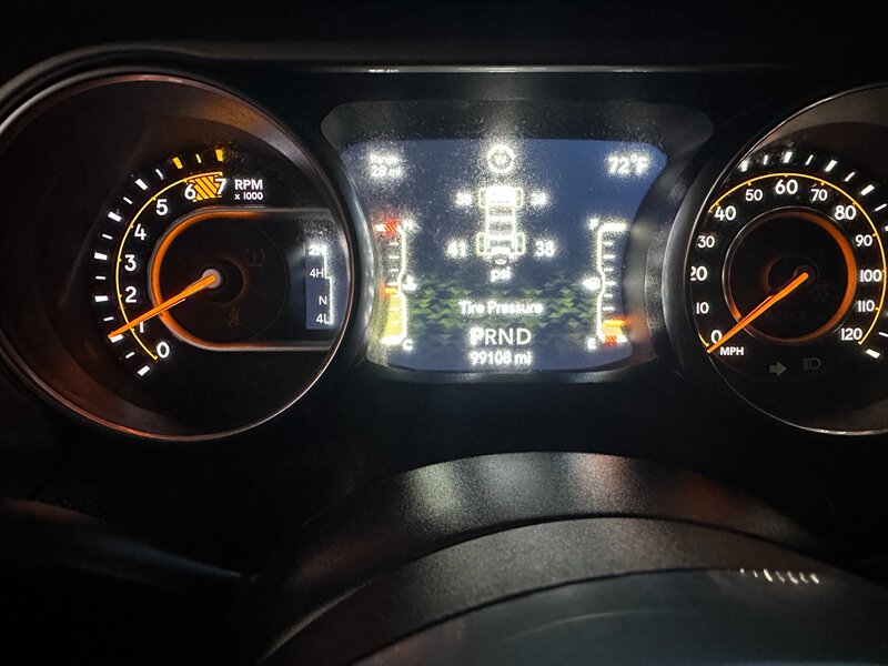 2020 Jeep Wrangler Unlimited Sahara - Photo 19 - Hesperia, CA 92345