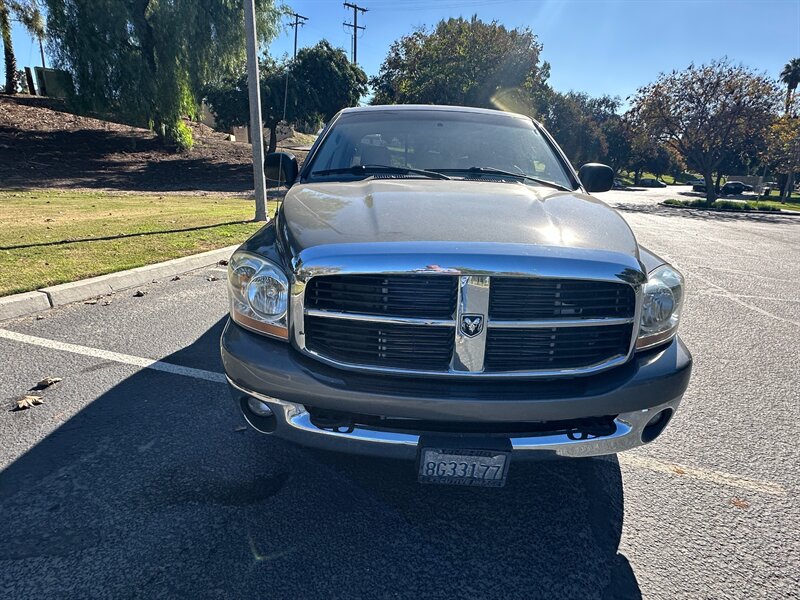 2006 Dodge Ram 2500 SLT - Photo 2 - Hesperia, CA 92345