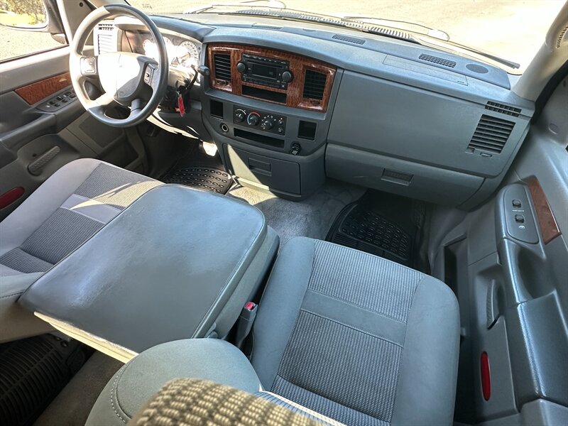 2006 Dodge Ram 2500 SLT - Photo 12 - Hesperia, CA 92345
