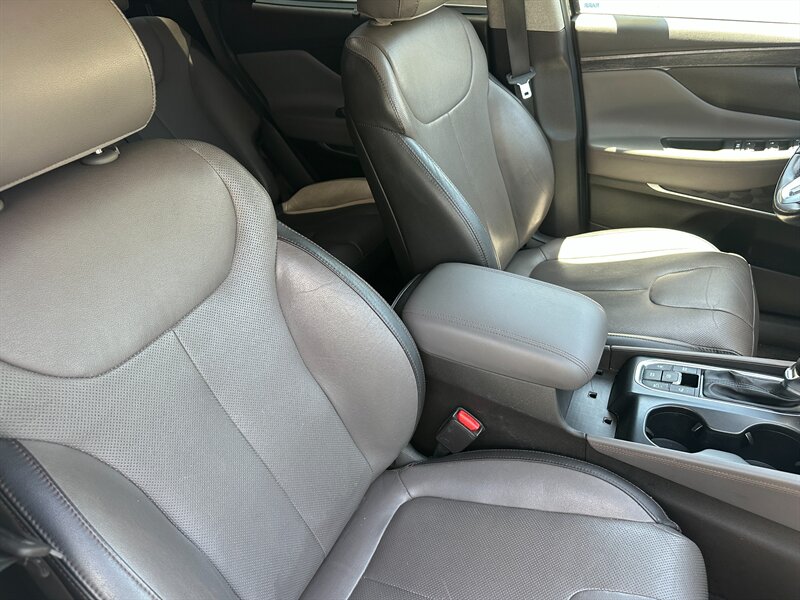 2019 Hyundai SANTA FE Ultimate 2.4L - Photo 15 - Hesperia, CA 92345