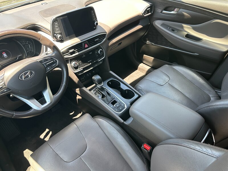 2019 Hyundai SANTA FE Ultimate 2.4L - Photo 11 - Hesperia, CA 92345