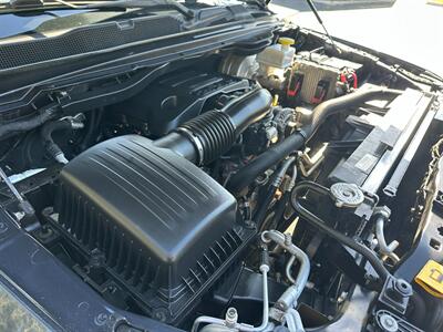 2019 RAM 1500   - Photo 16 - Hesperia, CA 92345