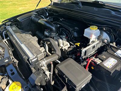 2019 RAM 1500   - Photo 17 - Hesperia, CA 92345