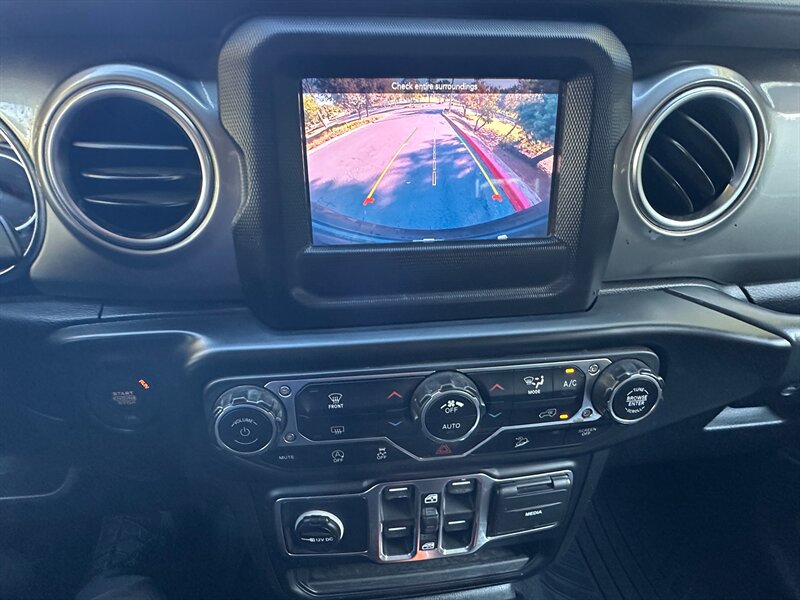 2020 Jeep Wrangler Unlimited Sahara - Photo 22 - Hesperia, CA 92345