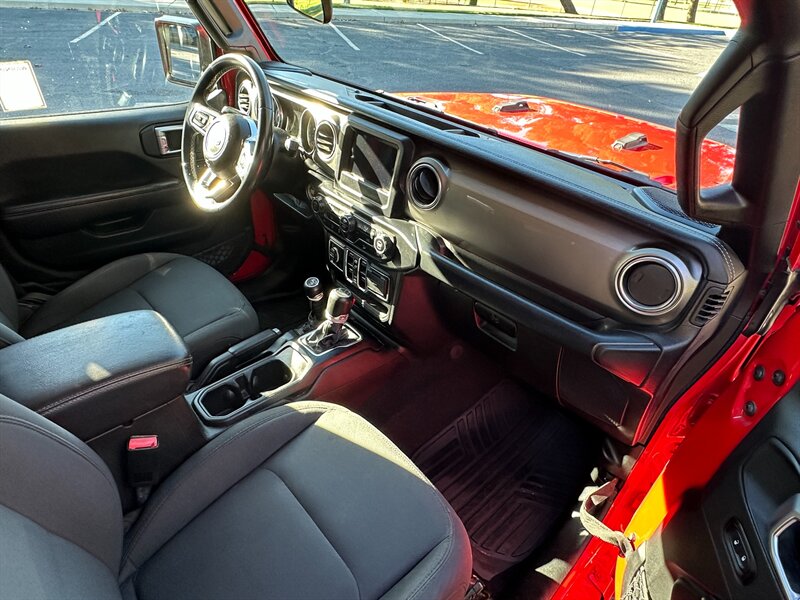 2020 Jeep Wrangler Unlimited Sahara - Photo 13 - Hesperia, CA 92345