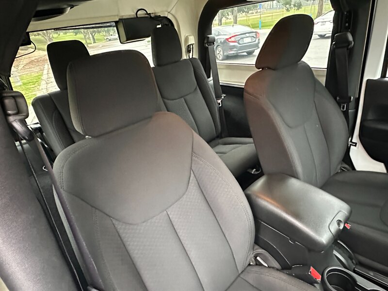 2014 Jeep Wrangler Sport - Photo 13 - Hesperia, CA 92345
