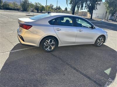 2021 Kia Forte LXS   - Photo 7 - Hesperia, CA 92345