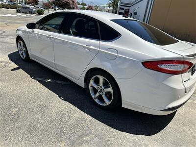 2013 Ford Fusion SE   - Photo 10 - Hesperia, CA 92345