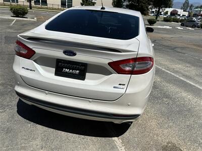 2013 Ford Fusion SE   - Photo 8 - Hesperia, CA 92345