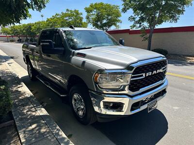 2024 RAM 2500   - Photo 3 - Hesperia, CA 92345