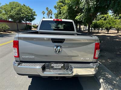 2024 RAM 2500   - Photo 6 - Hesperia, CA 92345