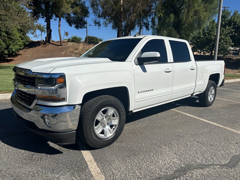 2018 Chevrolet Silverado 1500 LT - Photo 1 - Hesperia, CA 92345