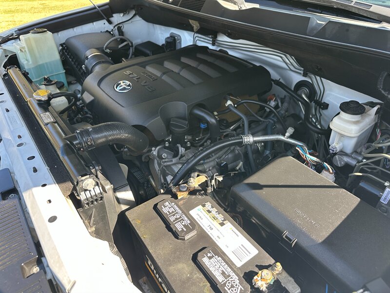2014 Toyota Tundra SR5 - Photo 19 - Hesperia, CA 92345