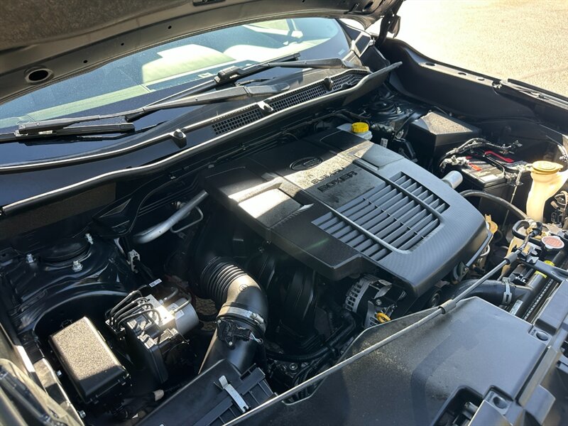 2022 Subaru Forester Premium   - Photo 16 - Hesperia, CA 92345