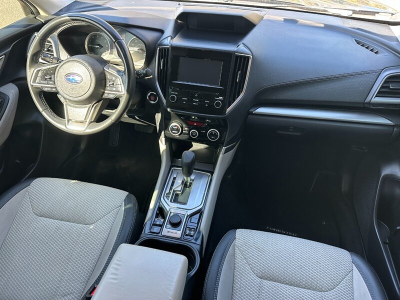 2022 Subaru Forester Premium   - Photo 13 - Hesperia, CA 92345