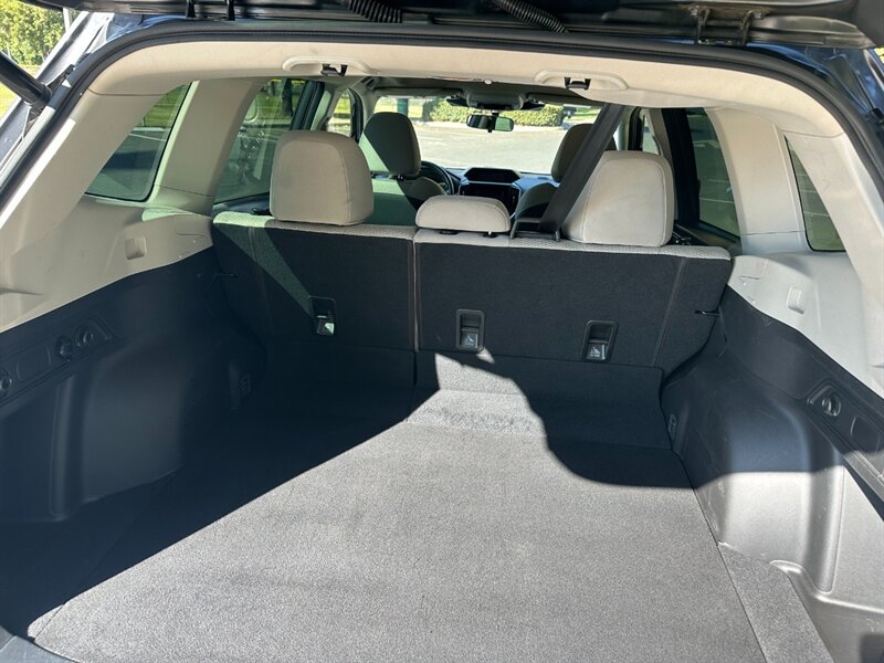 2022 Subaru Forester Premium   - Photo 11 - Hesperia, CA 92345