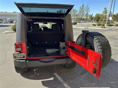 2012 Jeep Wrangler Rubicon   - Photo 18 - Hesperia, CA 92345