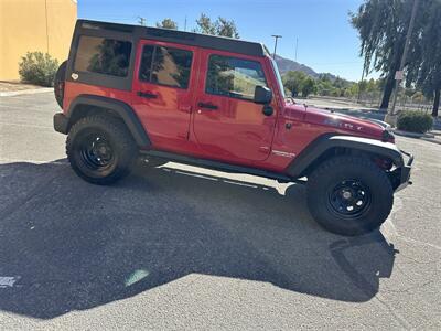 2012 Jeep Wrangler Rubicon   - Photo 5 - Hesperia, CA 92345