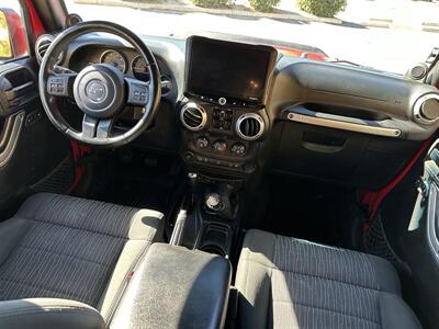 2012 Jeep Wrangler Rubicon   - Photo 20 - Hesperia, CA 92345