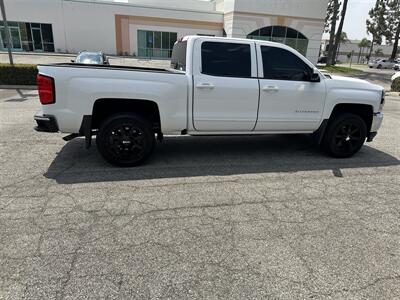 2016 Chevrolet Silverado 1500 LT   - Photo 6 - Hesperia, CA 92345