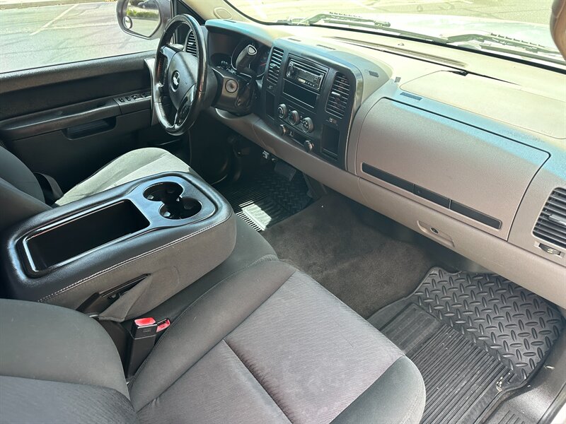 2012 Chevrolet Silverado 1500 - Photo 14 - Hesperia, CA 92345