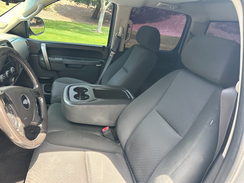 2012 Chevrolet Silverado 1500 - Photo 9 - Hesperia, CA 92345