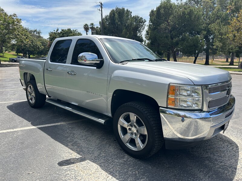 2012 Chevrolet Silverado 1500 - Photo 3 - Hesperia, CA 92345
