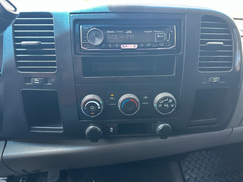 2012 Chevrolet Silverado 1500 - Photo 22 - Hesperia, CA 92345