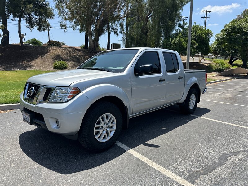 2020 Nissan Frontier - Photo 1 - Hesperia, CA 92345