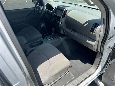 2020 Nissan Frontier   - Photo 14 - Hesperia, CA 92345