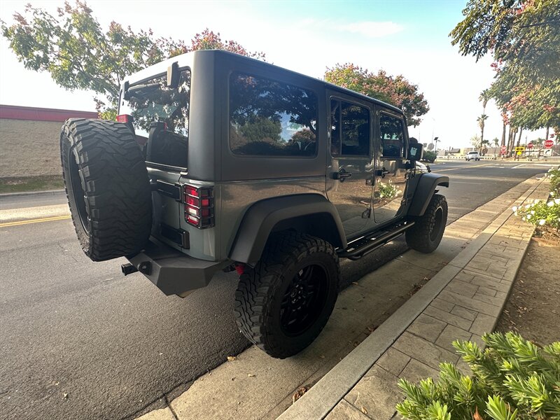 2015 Jeep Wrangler - Photo 5 - Hesperia, CA 92345