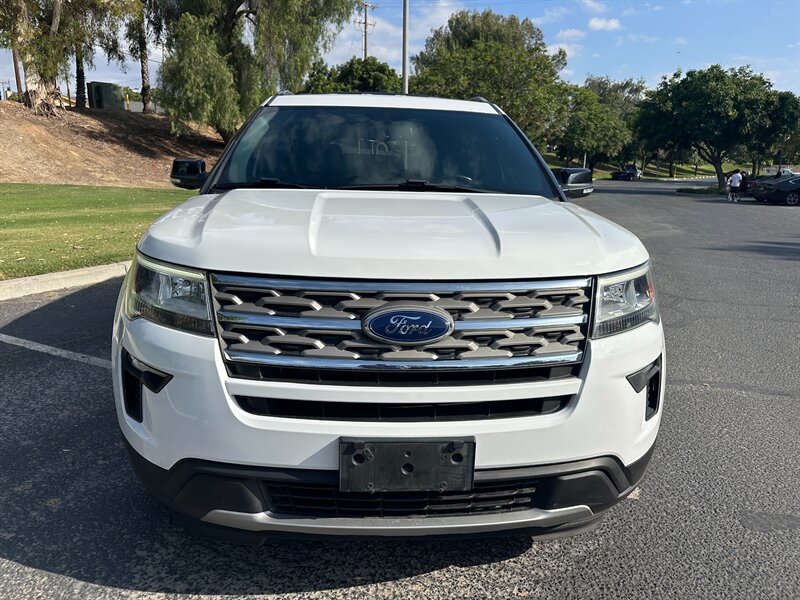 2018 Ford Explorer XLT - Photo 2 - Hesperia, CA 92345