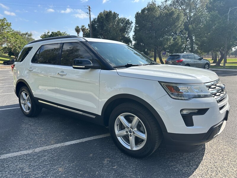 2018 Ford Explorer XLT - Photo 3 - Hesperia, CA 92345