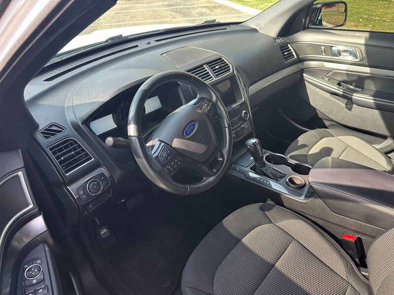 2018 Ford Explorer XLT - Photo 8 - Hesperia, CA 92345