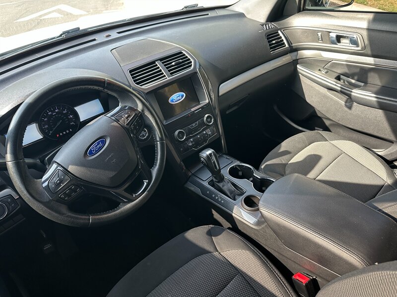 2018 Ford Explorer XLT - Photo 10 - Hesperia, CA 92345