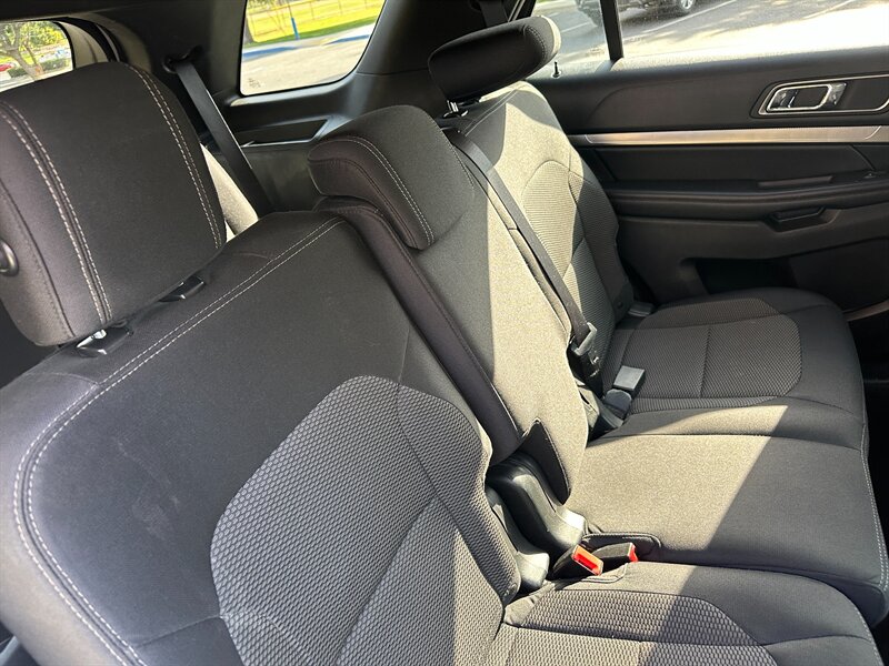 2018 Ford Explorer XLT - Photo 16 - Hesperia, CA 92345