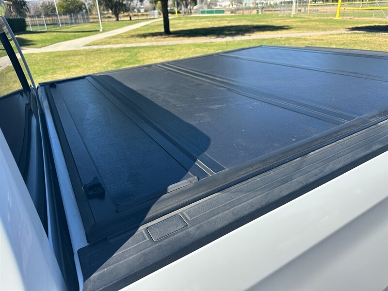 2021 Chevrolet Silverado 1500 LT   - Photo 11 - Hesperia, CA 92345