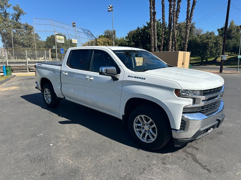 2021 Chevrolet Silverado 1500 LT   - Photo 3 - Hesperia, CA 92345