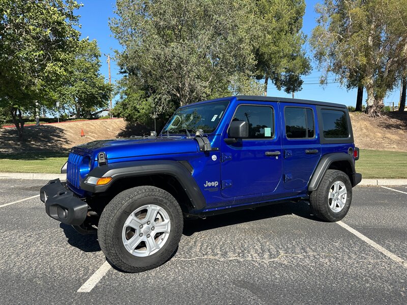 2018 Jeep Wrangler Unlimited   - Photo 1 - Hesperia, CA 92345