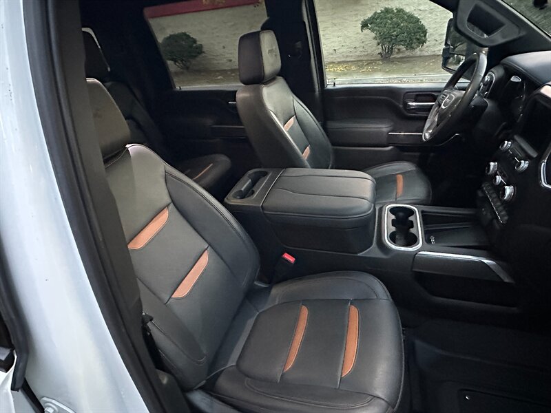 2023 GMC Sierra 2500HD AT4 - Photo 15 - Hesperia, CA 92345