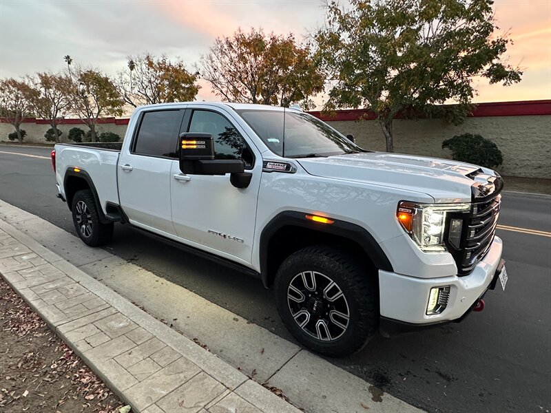 2023 GMC Sierra 2500HD AT4 - Photo 3 - Hesperia, CA 92345