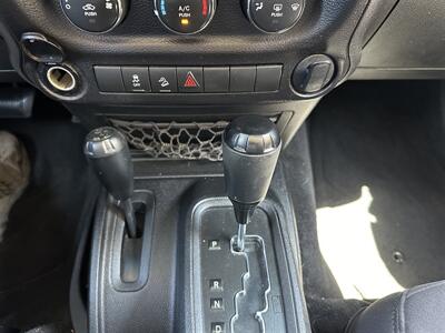 2013 Jeep Wrangler   - Photo 22 - Hesperia, CA 92345