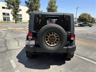 2013 Jeep Wrangler   - Photo 9 - Hesperia, CA 92345