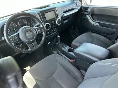 2016 Jeep Wrangler Rubicon   - Photo 11 - Hesperia, CA 92345