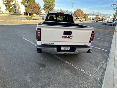 2018 GMC Sierra 1500 SLT   - Photo 9 - Hesperia, CA 92345